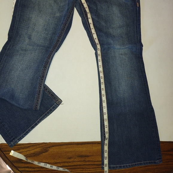 Woman's size 14 bootcut Seven7 Jean's - Picture 4 of 6